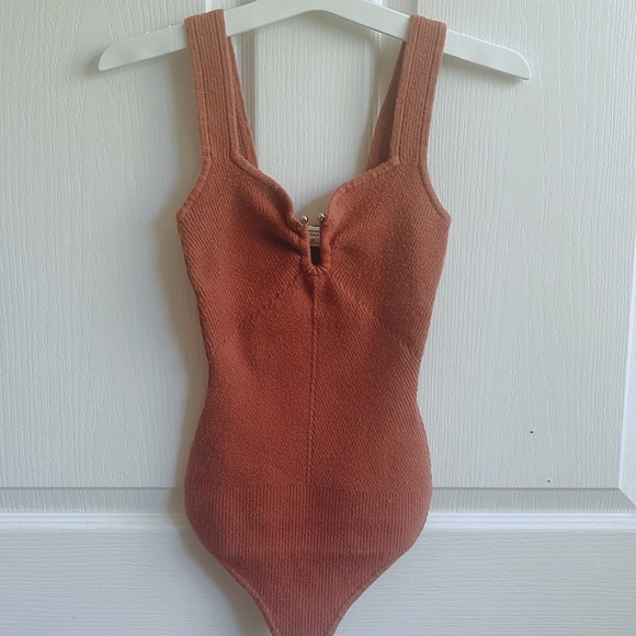 abercrombie and fitch bodysuit - Picture 3 of 4